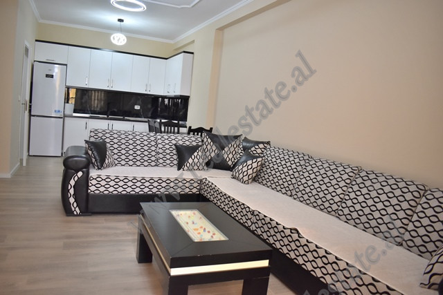 One apartment for rent in Kavaja street&nbsp;at the 21 Dhjetori area, in Tirana, Albania.
Positione